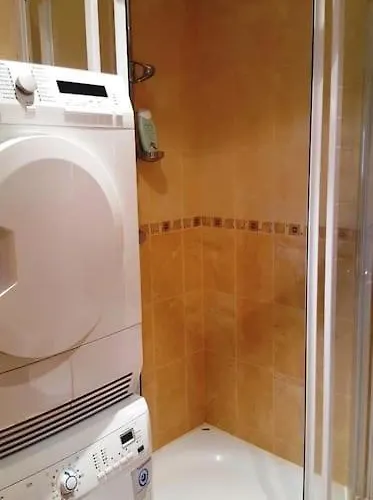 Cozy In With Panorama View شقة